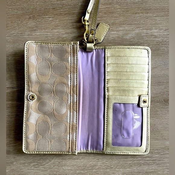 Coach Multicolor Signature Wallet - Picture 5 of 7